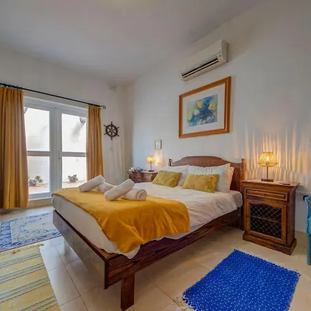 Davina House - Terrace&garden - Sea Views * St. Paul's Bay